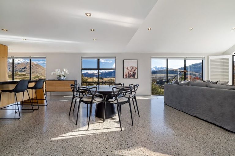 Photo of property in 1 Mckellar Drive, Jacks Point, Queenstown, 9371