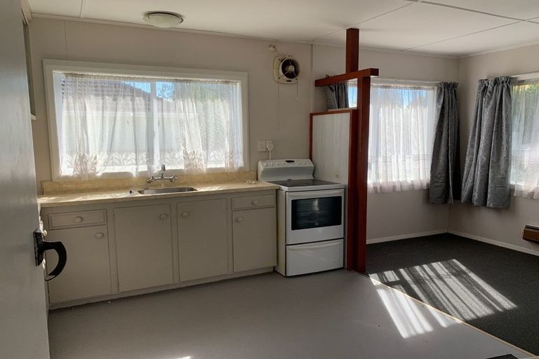 Photo of property in 906 Anson Street, Mayfair, Hastings, 4122