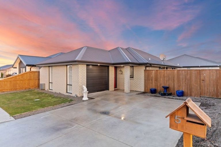Photo of property in 5 Rahme Crescent, Kaiapoi, 7630