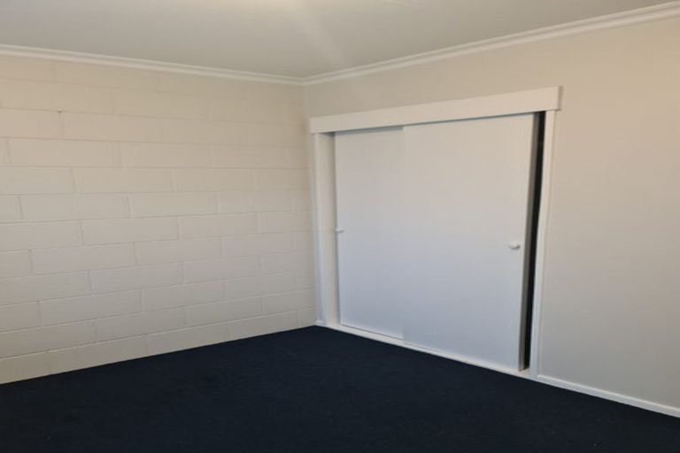 Photo of property in 20 Edgeware Road, Palmerston North, 4410