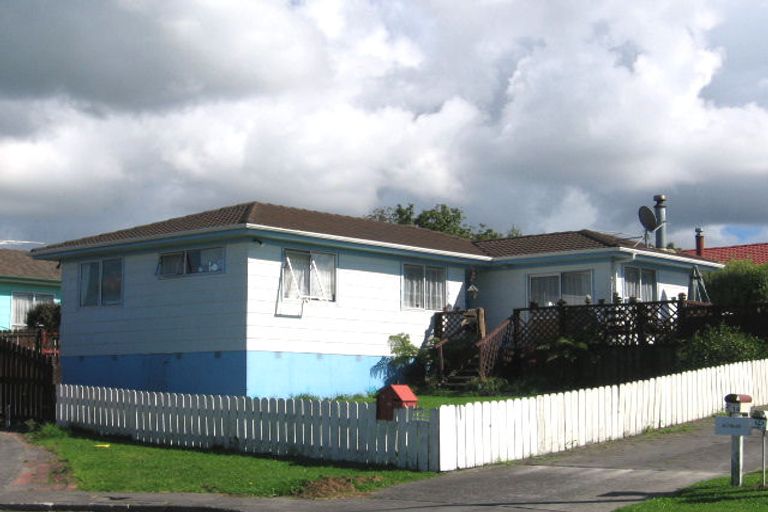 Photo of property in 1/14 Dalmatia Place, Henderson, Auckland, 0612