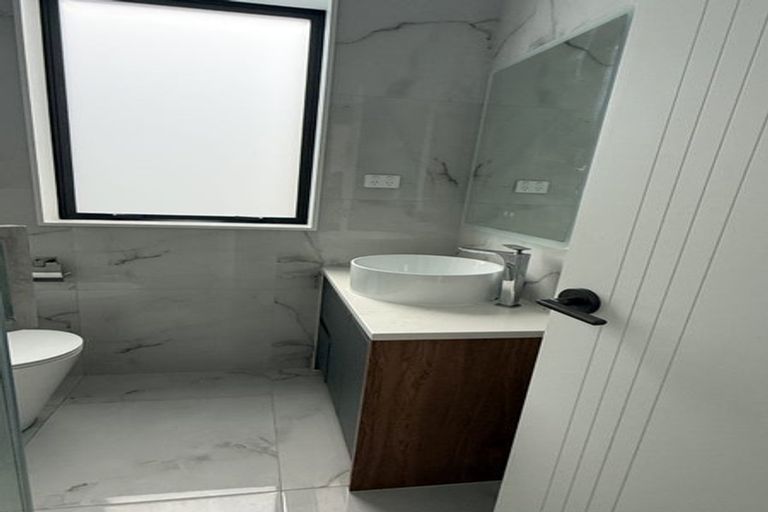 Photo of property in 28 Lime Hill Rise, Flat Bush, Auckland, 2019