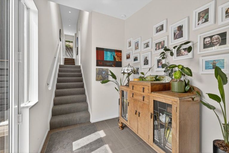 Photo of property in 39 Park Terrace, Corsair Bay, Lyttelton, 8082
