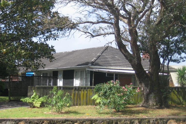 Photo of property in 41 Rata Street, New Lynn, Auckland, 0600