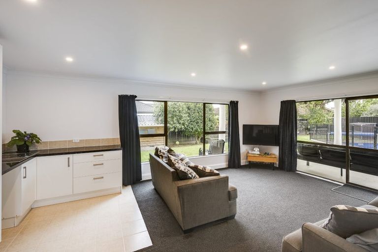 Photo of property in 13 Donegal Crescent, Tamatea, Napier, 4112