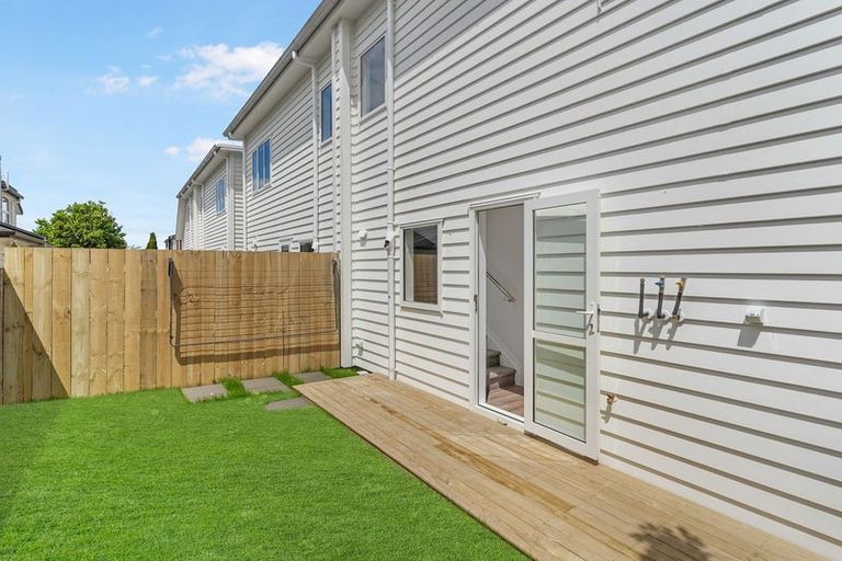 Photo of property in 21a Kent Road, Manurewa, Auckland, 2102