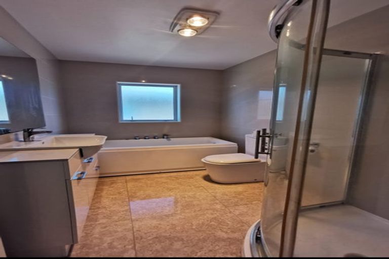 Photo of property in 72 Castlederg Drive, Flat Bush, Auckland, 2019