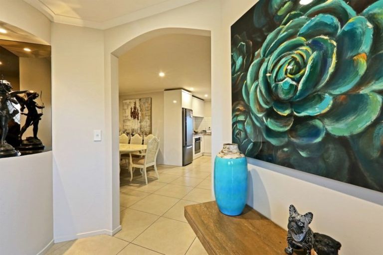 Photo of property in 1 Hyde Place, Taradale, Napier, 4112