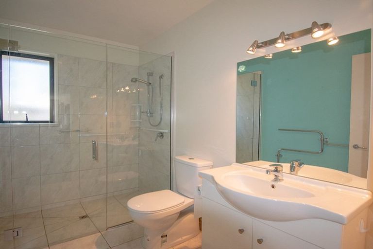 Photo of property in 526 Mairehau Road, Parklands, Christchurch, 8083