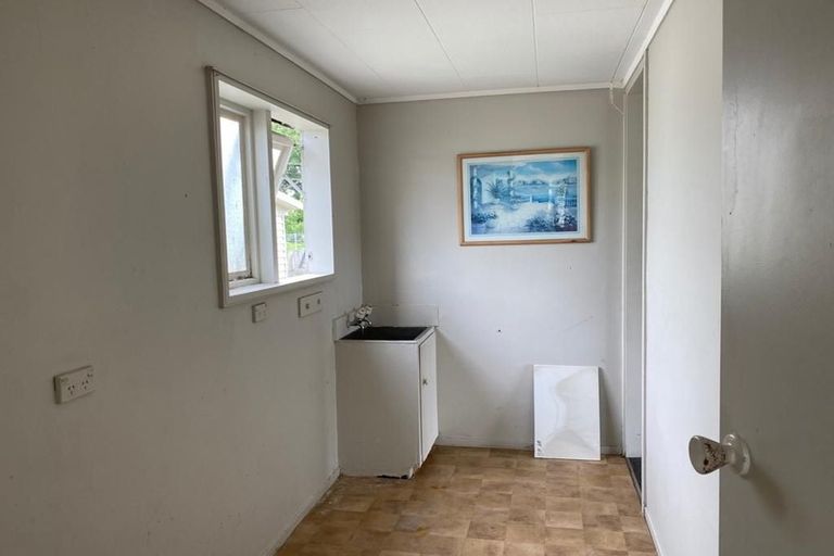 Photo of property in 17 Manuroa Road, Takanini, 2112