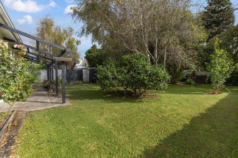Photo of property in 1 Marere Avenue, Paraparaumu, 5032