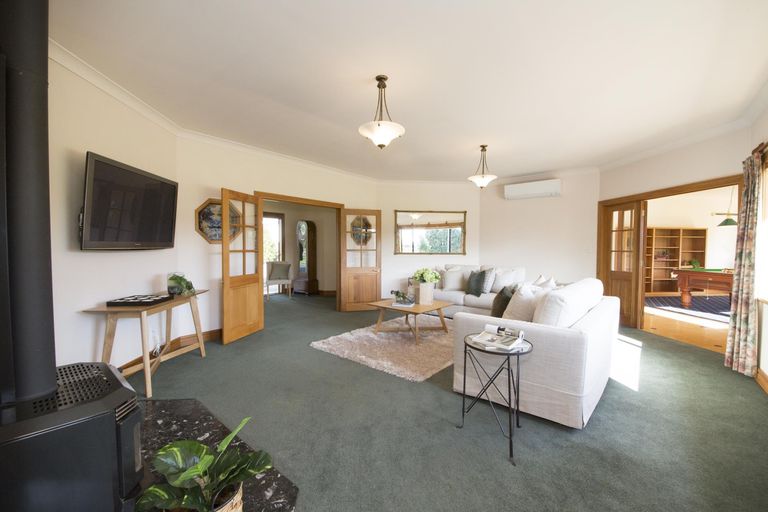 Photo of property in 413 Milson Line, Milson, Palmerston North, 4478
