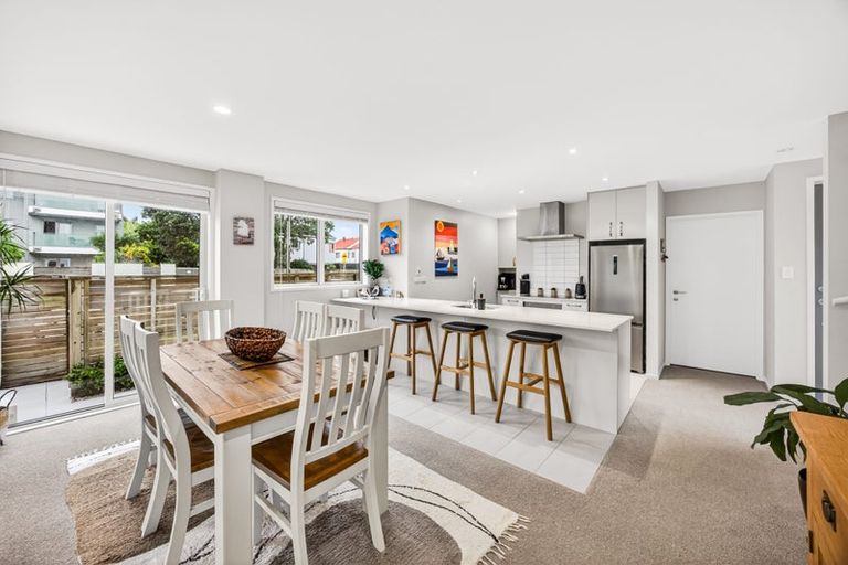 Photo of property in 28a Inverness Road, Browns Bay, Auckland, 0630
