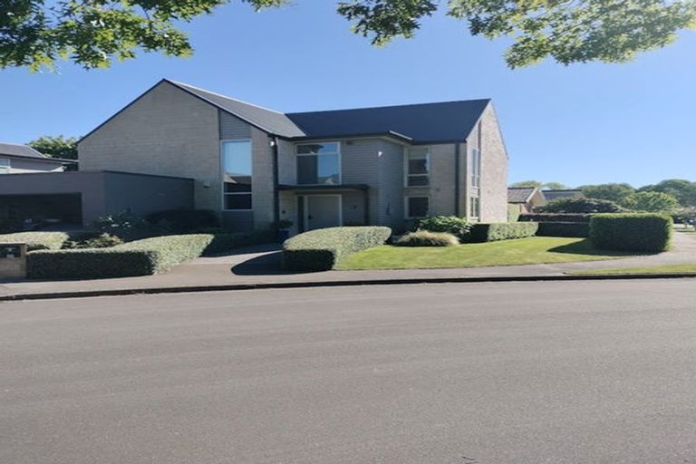 Photo of property in 3 The Wickets, Hillmorton, Christchurch, 8024