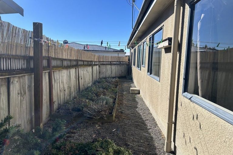 Photo of property in 1a Arataki Road, Havelock North, 4130