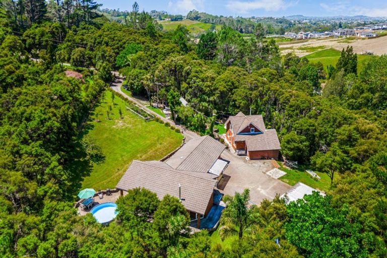 Photo of property in 17 Yelash Road, Massey, Auckland, 0614