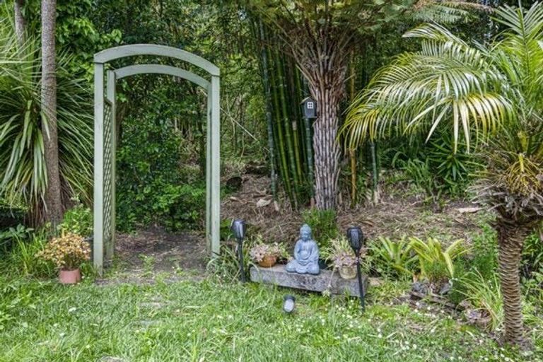 Photo of property in 188a Henderson Valley Road, Henderson, Auckland, 0612