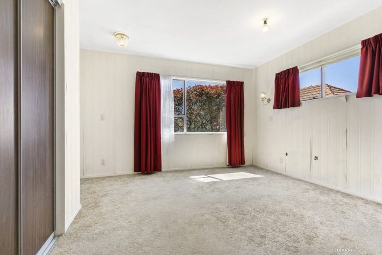 Photo of property in 2/14 Spiers Street, Karori, Wellington, 6012