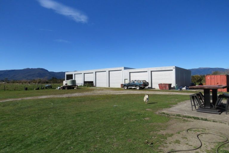 Photo of property in 44 Craddock Drive, Westport, 7825