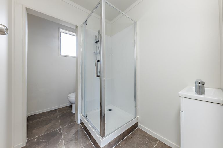Photo of property in 8 Daniel Avenue, Mangere East, Auckland, 2024