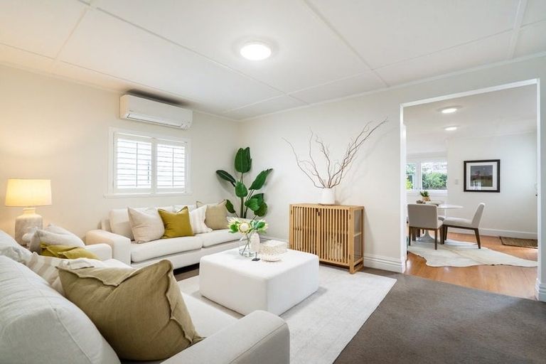 Photo of property in 17 Anne Street, Devonport, Auckland, 0624