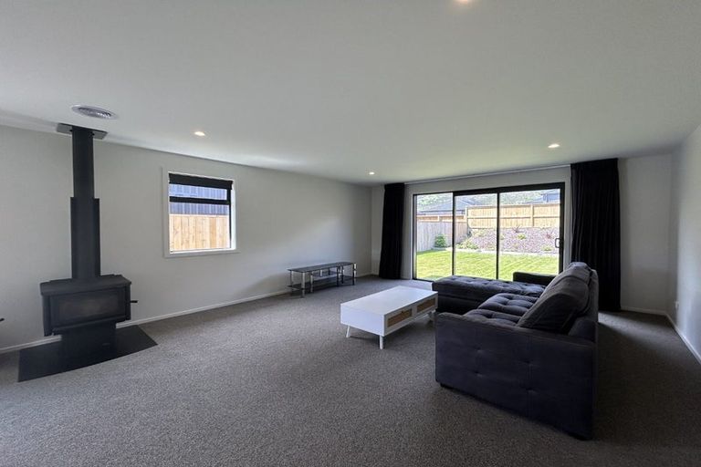 Photo of property in 98 Spur Ridge Rise, Jacks Point, 9371