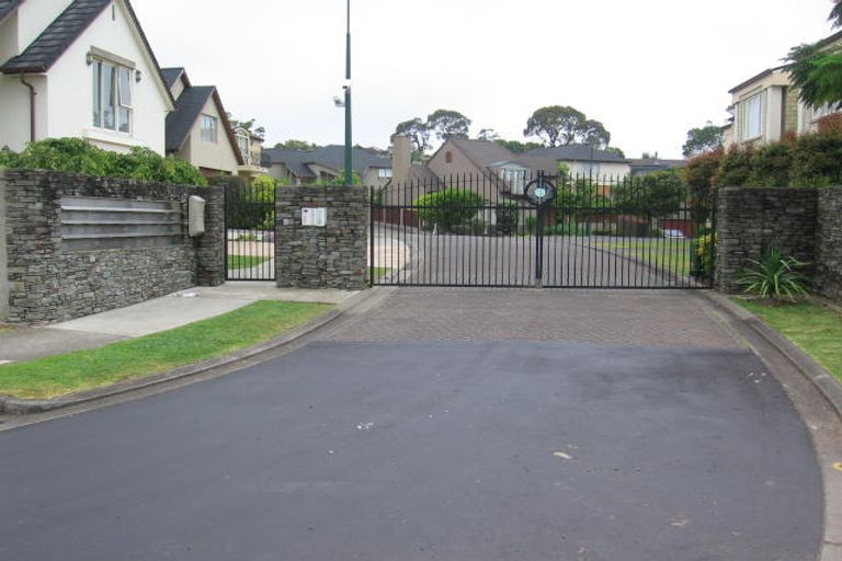 Photo of property in 22 Grammar School Road, Pakuranga, Auckland, 2010