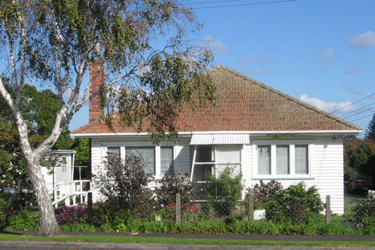 Photo of property in 2/20 Russell Road, Manurewa, Auckland, 2102