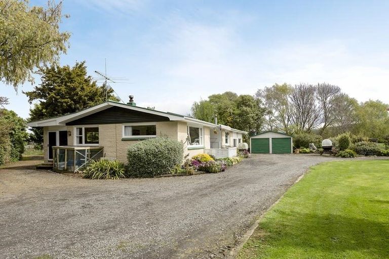 Photo of property in 301 Gordon Road, Mosgiel, 9092