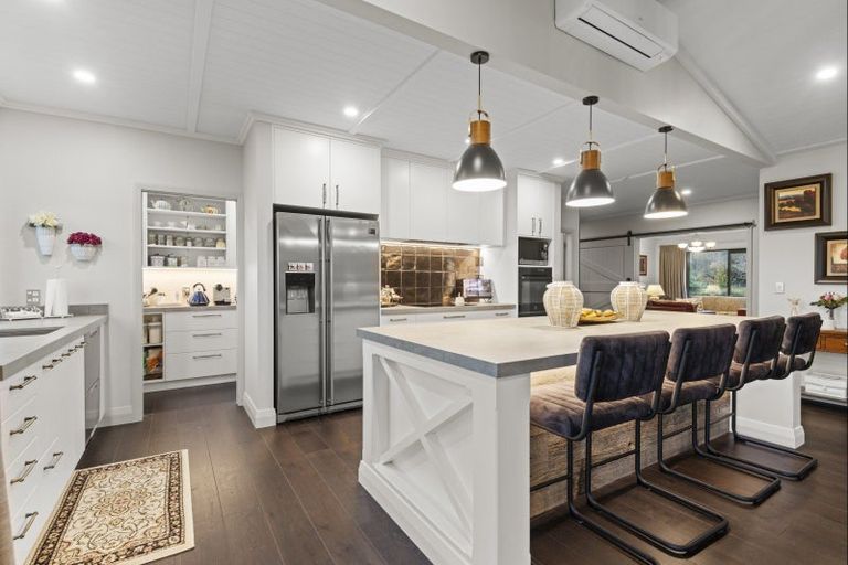 Photo of property in 2 Pheasant Lane, Aokautere, 4471