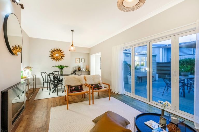 Photo of property in 18 Cuba Street, Petone, Lower Hutt, 5012