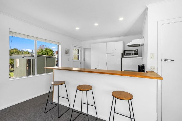 Photo of property in 15 Wingate Street, Redwood, Christchurch, 8051