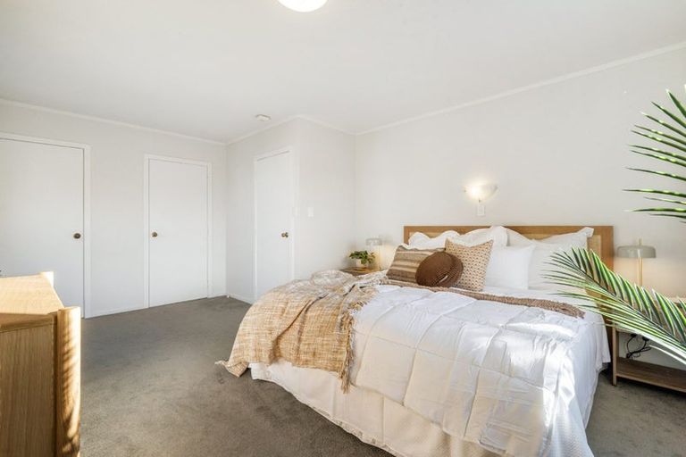 Photo of property in 2/5 Stanley Avenue, Milford, Auckland, 0620