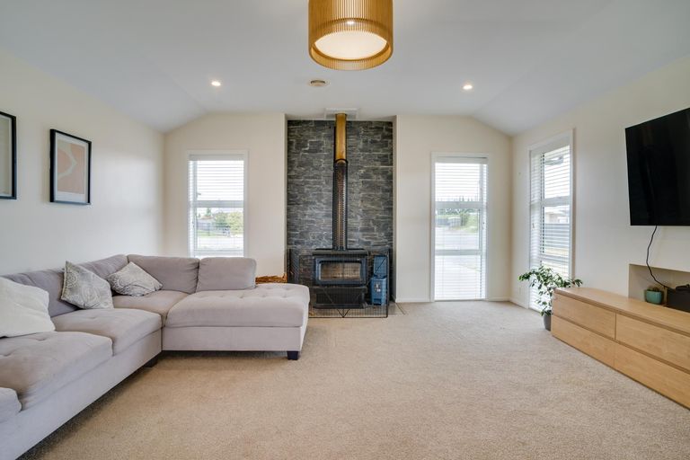 Photo of property in 1 Penstock Place, Twizel, 7901