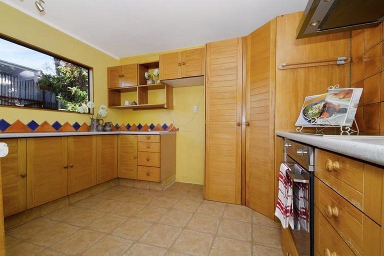 Photo of property in 1/85 Haseler Crescent, Howick, Auckland, 2014