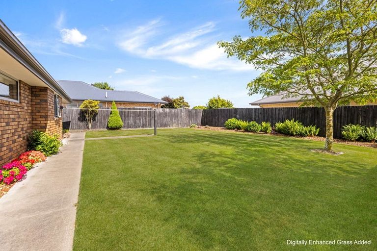 Photo of property in 7 Goldie Place, Rolleston, 7614