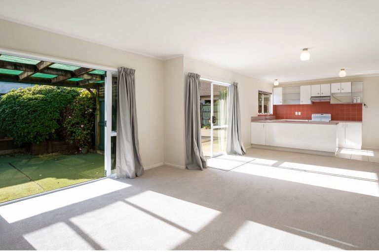 Photo of property in 5a Parkers Road, Tahunanui, Nelson, 7011