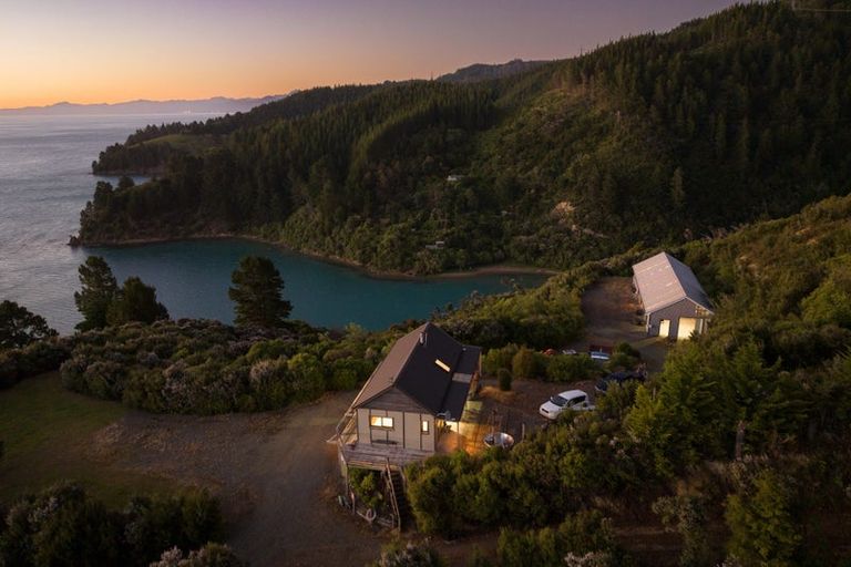 Photo of property in 1786 Port Underwood Road, Port Underwood, Picton, 7281
