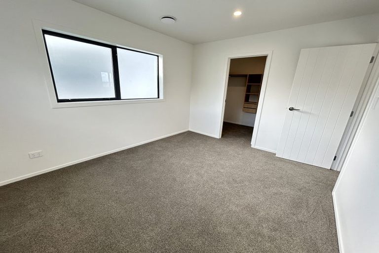 Photo of property in 320 Triangle Road, Massey, Auckland, 0614