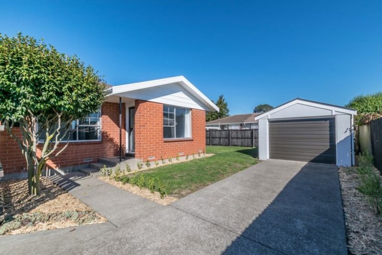 Photo of property in 2/98a Brynley Street, Hornby, Christchurch, 8042