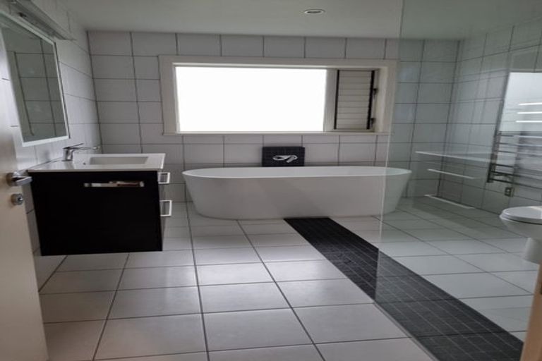 Photo of property in 155 Arataki Road, Havelock North, 4130