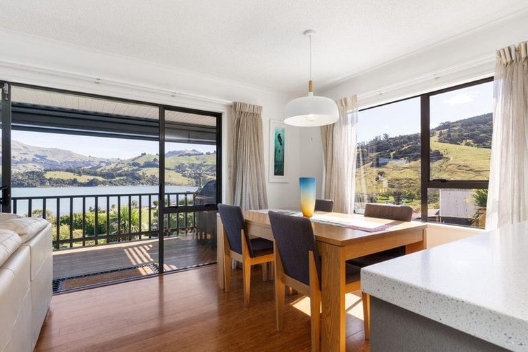 Photo of property in 18 Haywards Lane, Duvauchelle, 7581