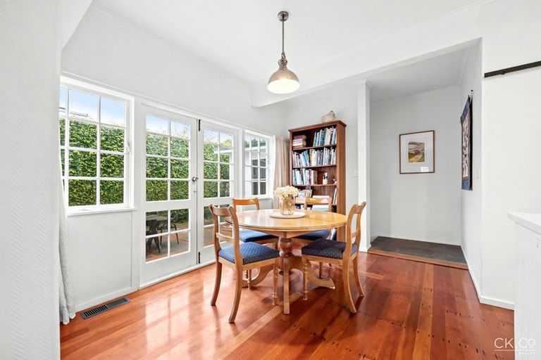 Photo of property in 17 Chilton Grove, Hutt Central, Lower Hutt, 5010