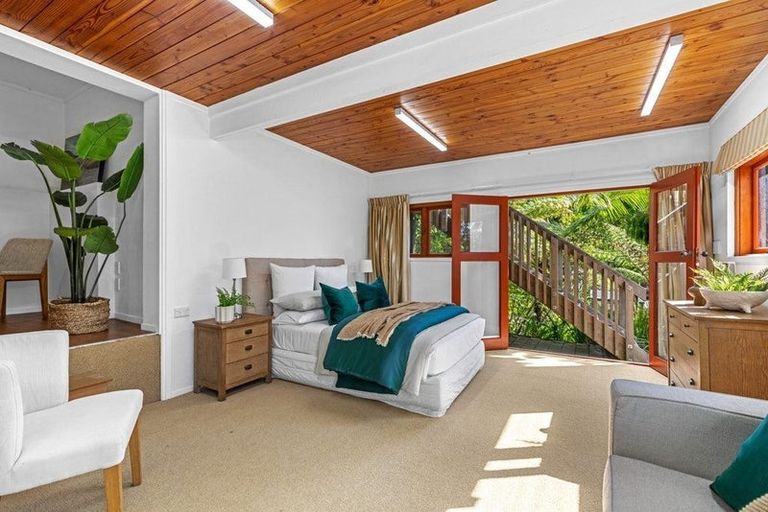 Photo of property in 60 Peter Terrace, Castor Bay, Auckland, 0620