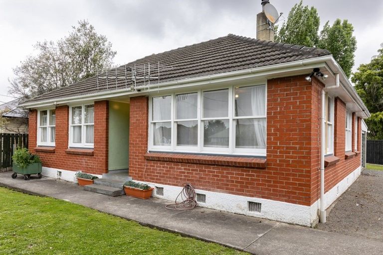Photo of property in 11 Kummer Crescent, Masterton, 5810