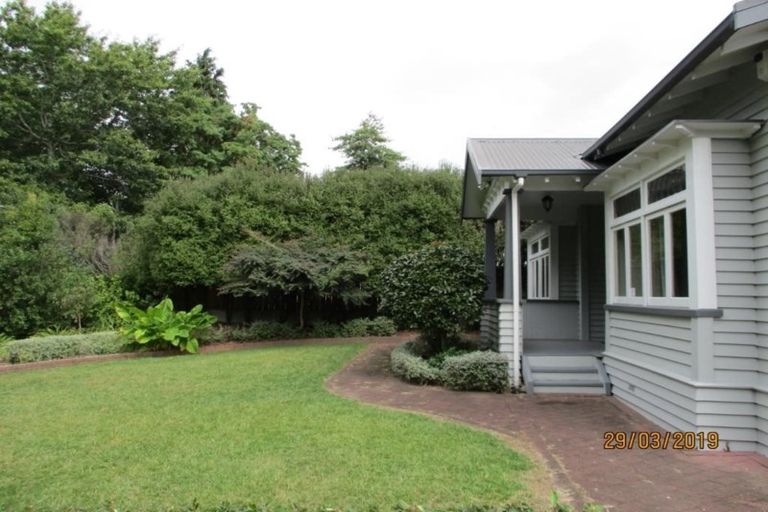Photo of property in 1 Thames Street, Claudelands, Hamilton, 3214
