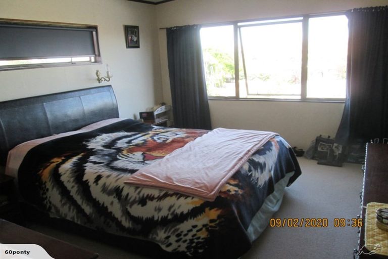 Photo of property in 11 Goodger Street, Waipukurau, 4200