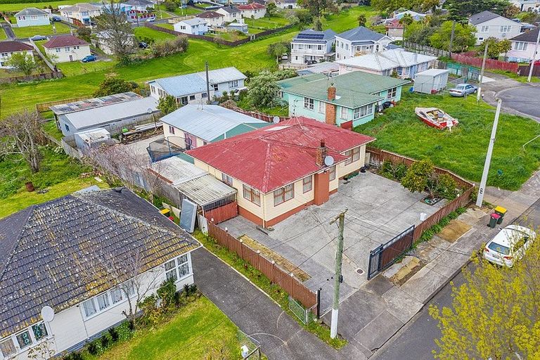 Photo of property in 6 Garrett Place, Otara, Auckland, 2023