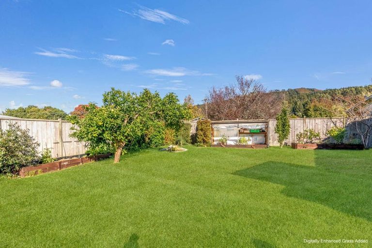 Photo of property in 17 Barnard Road, Fairy Springs, Rotorua, 3015