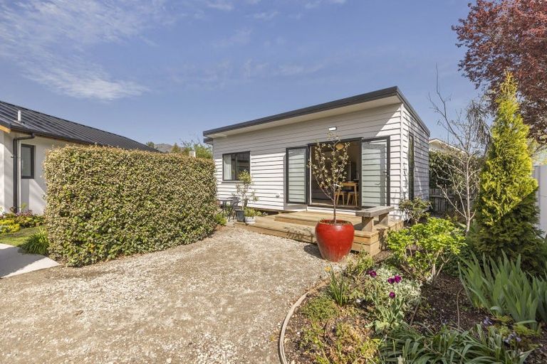 Photo of property in 60 Neplusultra Street, Cromwell, 9310